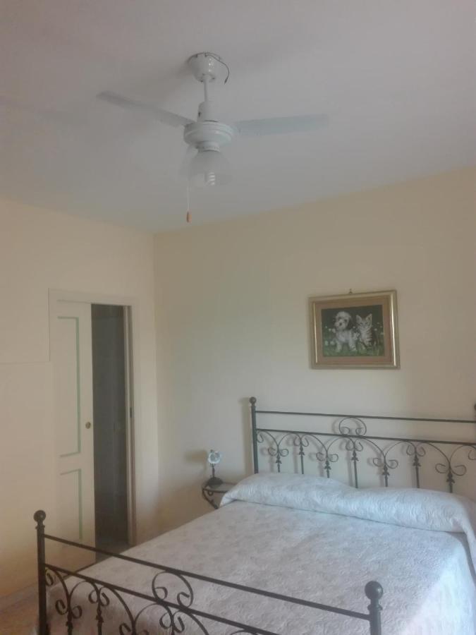 לינה וארוחת בוקר מסה לוברנסה Casa Lorella מראה חיצוני תמונה